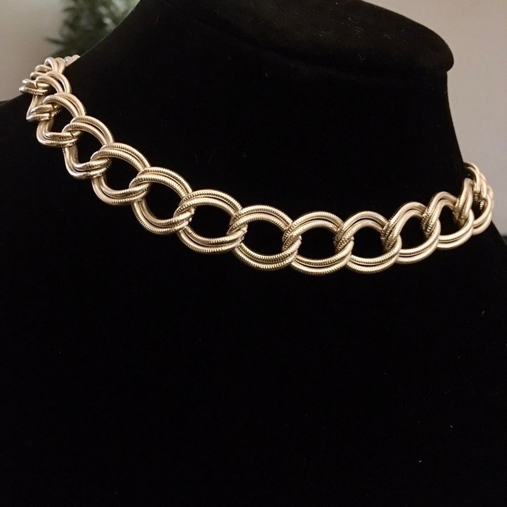Silvertone Double Links Necklace / Choker, Textured Links
